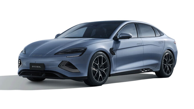 BYD Seal 390kW Excellence AWD 83kWh 4dr Auto Electric Saloon - Image 1